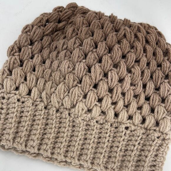 Handmade Napper bun beanie ponytail stocking cap one size NEW brown tan cream - Picture 3 of 10